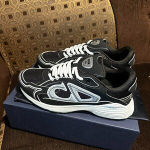 Dior B30